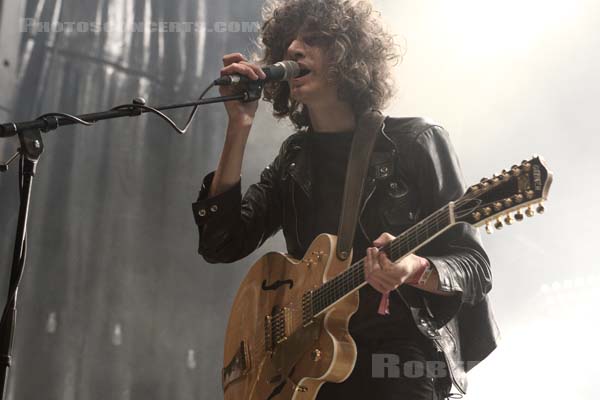 TEMPLES - 2016-06-18 - NOISIEL - La Ferme du Buisson - Scene Auvent - James Edward Bagshaw